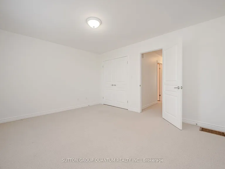 4304 Ingram Cmn — Photo 13