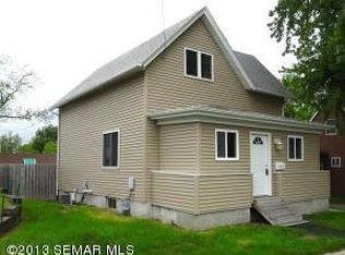 922 S Newton Ave, Albert Lea, MN 56007