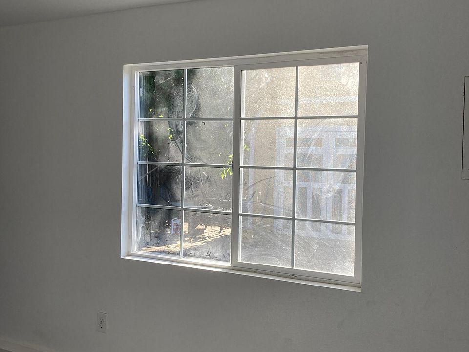 1st image of 1822 Wright St