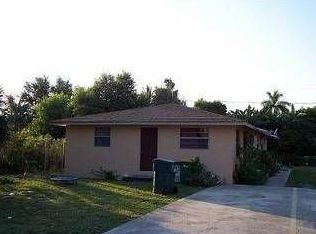 5425 Martin St, Naples, FL 34113