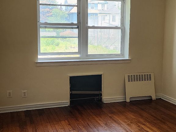 3rd image of 8621 112th St #7A