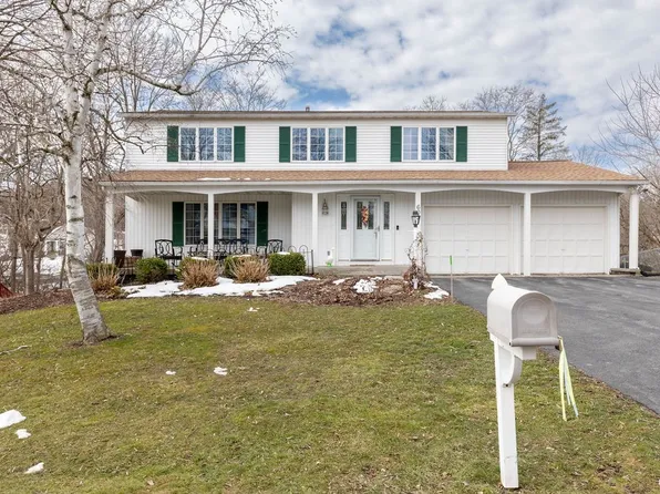 603 Hamilton Pkwy, Syracuse, NY 13214