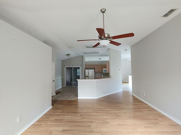 2nd image of 343 Valley Edge Dr