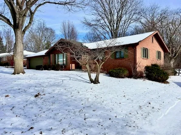 1431 Monticello Ln, Rockford, IL 61107