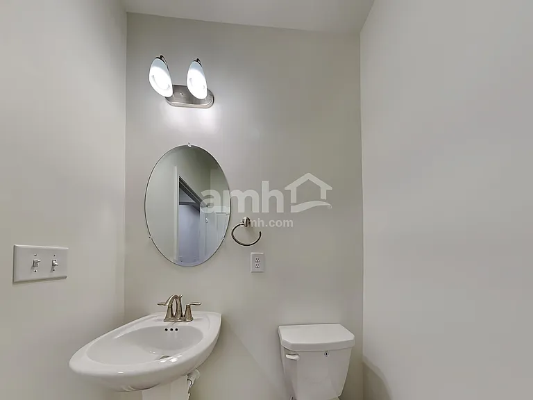5065 Hudson Valley Dr — Photo 12