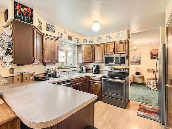 4th image of 1430 41st Avenue