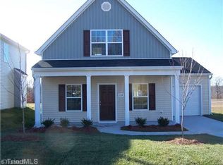 1135 Waterlyn Dr, Greensboro, NC 27405