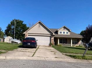 1114 Robin Ct, Greentown, IN 46936
