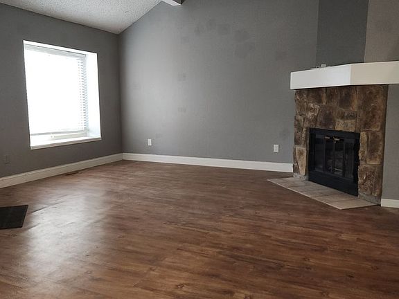 4th image of 8746 Allison Dr APT B