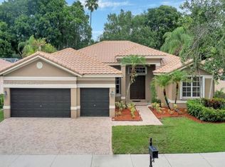 3943 Nighthawk Dr, Fort Lauderdale, FL 33331