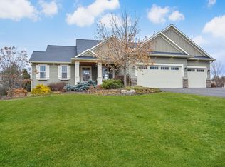 218 Muirfield Trl, Hudson, WI 54016