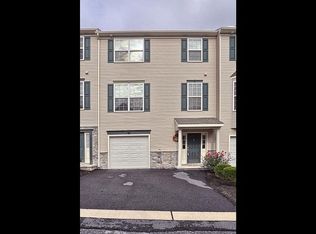 3 Jay Cir, Lemoyne, PA 17043