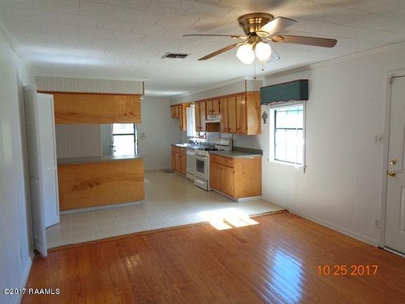 2nd image of 603 San Jacinto Cir