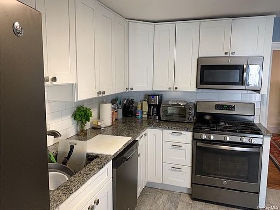 2nd image of 50 Wildey St APT 3