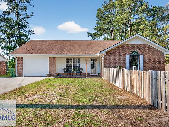 2nd image of 606 Windhaven Dr
