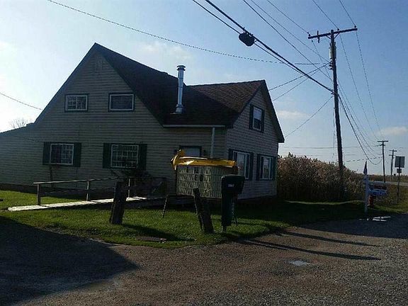 5th image of 3847 Green Dr