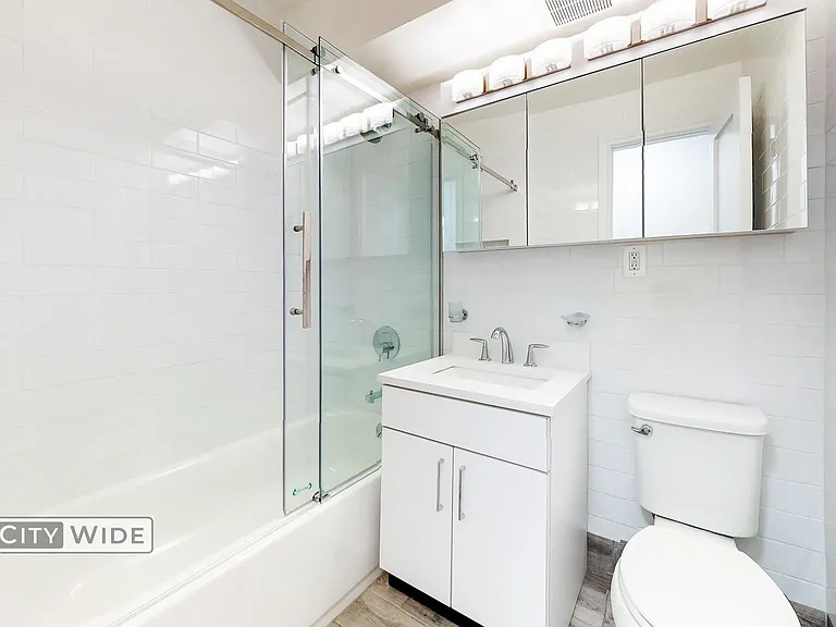 157 E 57th St #16A — Photo 7