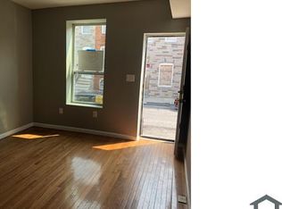 1226 Sargeant St, Baltimore, MD 21223