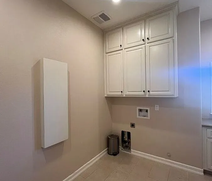 24044 Victoria Ct — Photo 23