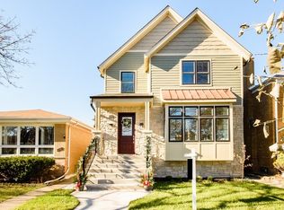 6240 N Kildare Ave, Chicago, IL 60646