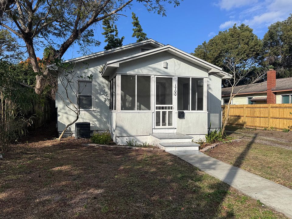 1st image of 1700 Haven Dr