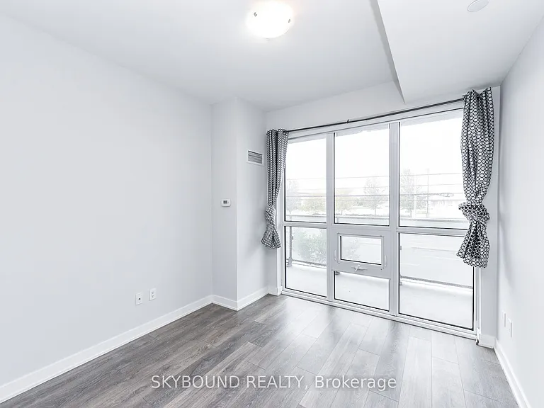 4655 Glen Erin Dr #210 — Photo 24