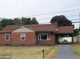 1744 Howell Rd, Hagerstown, MD 21740