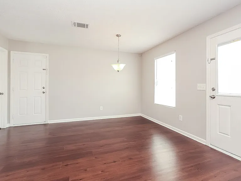 3618 Blaze Dr — Photo 6