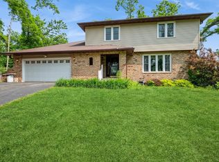 3506 Olde Hickory Ln NW, Cedar Rapids, IA 52405