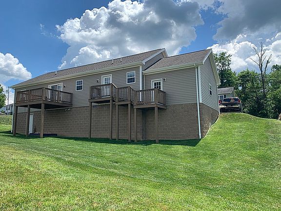 5th image of 5024 Riverwood Cir