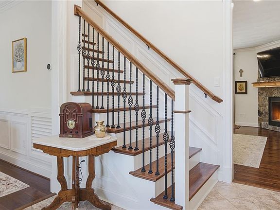 4th image of 409 Torre Pine Ct