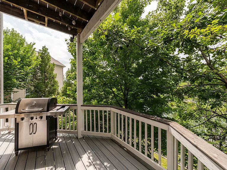 22739 Balduck Ter — Photo 33