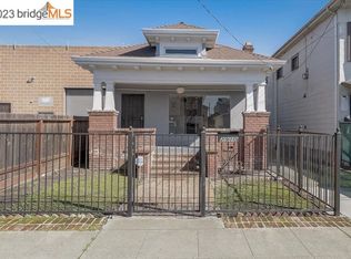 2910 Magnolia St, Oakland, CA 94608