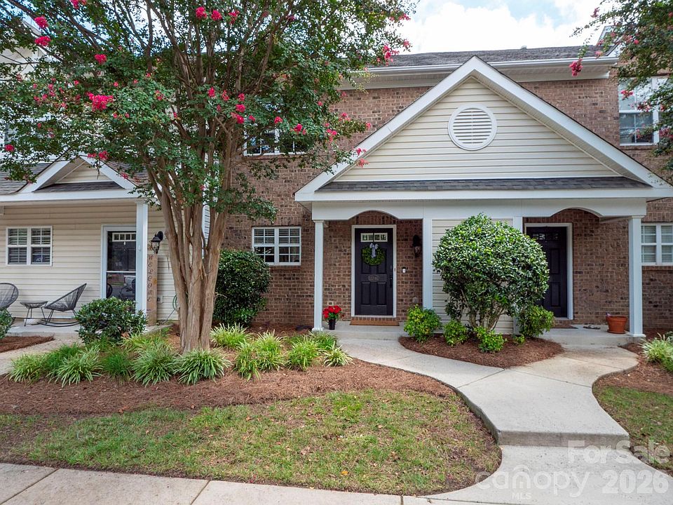 1st image of 12246 Savannah Garden Dr
