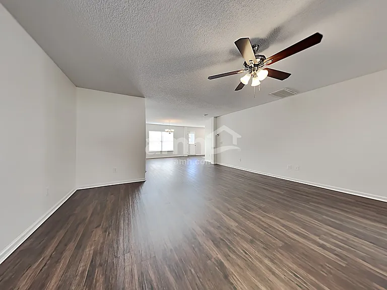 1099 Moss Grove Dr — Photo 7