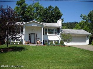 1117 Hennepin Dr, Louisville, KY 40214