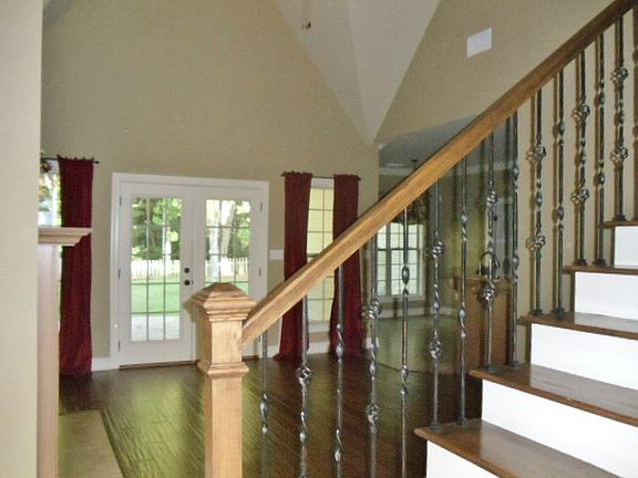 2nd image of 4542 Courtland Cir