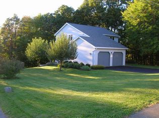 25 Michael Rd, Binghamton, NY 13901