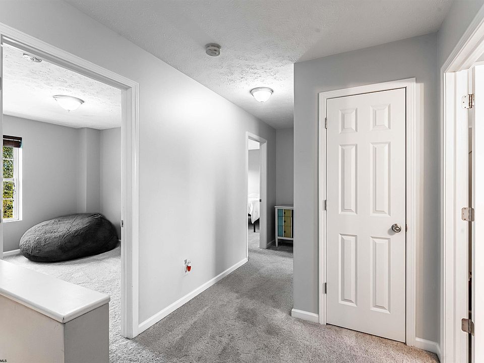 23rd image of 195 Furfin Rd