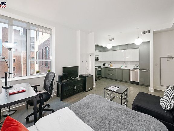 2nd image of 416 W 52nd St #724