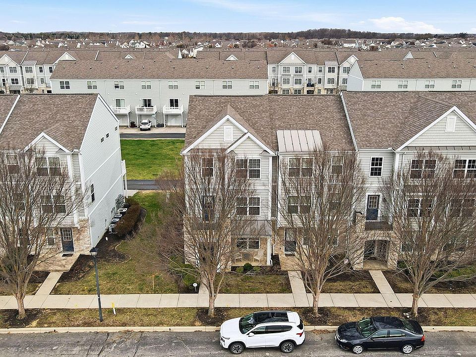 1st image of 5920 Passage Creek Dr #1706