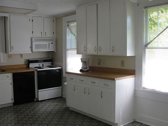 5th image of 519 Wetumpka St