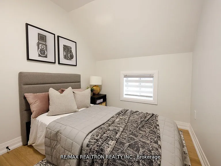 77 Hatherley Rd — Photo 19