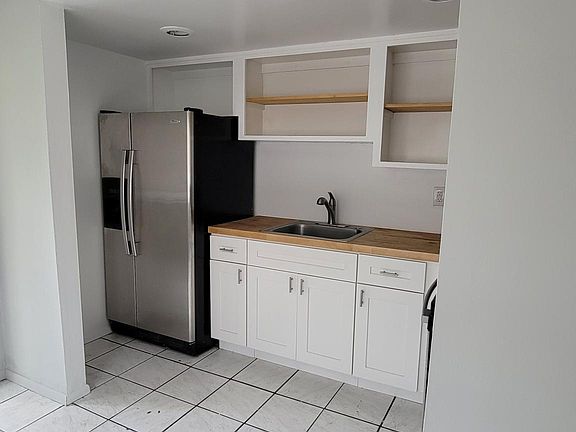 2nd image of 1731 NE 60th St APT 2