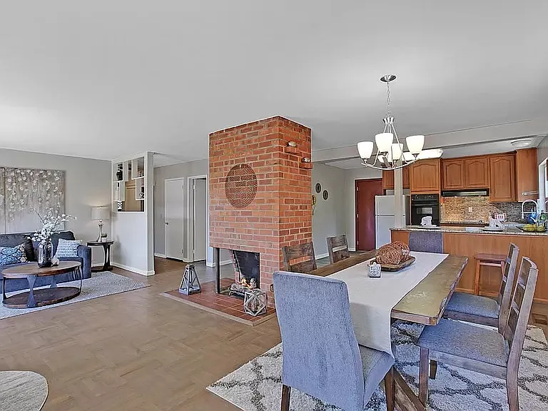 816 Green St — Photo 3