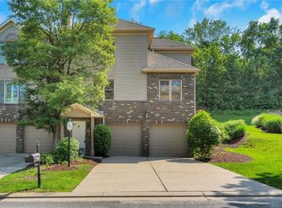 119 Fairway Landings Dr, Canonsburg, PA