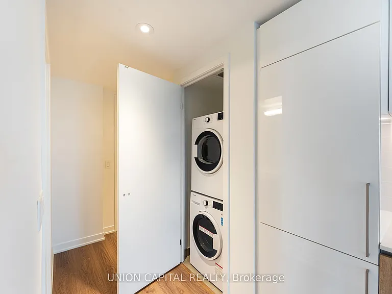 319 Jarvis St #3702 — Photo 15