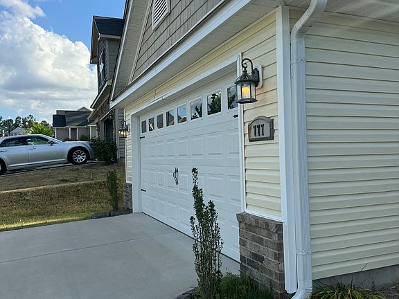 3rd image of 777 Goodale Dr