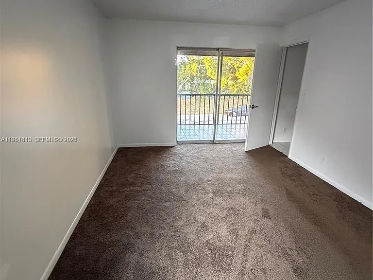 4191 S 57th Ave #H — Photo 6