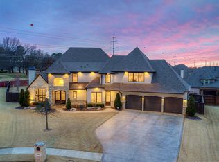 8022 S Guthrie Ave, Tulsa, OK 74132